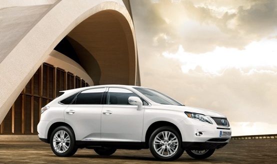 Infiniti e Lexus lanceranno due nuove vetture ibride?