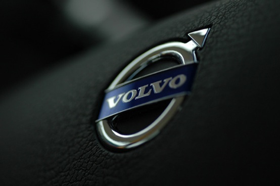 Volvo introduce il cambio automatico con Start/Stop su S60, V60, V70 e S80