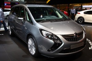 Nuova Opel Zafira Tourer: comfort e lusso