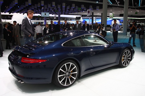 Porsche 911, la generazione 991 della sportiva tedesca sarà anche ibrida