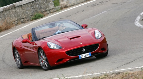 Ferrari California, più potenza per il modello 2012
