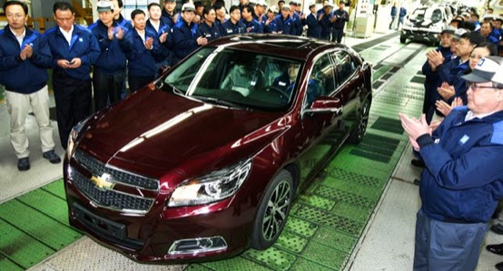 Chevrolet Malibu 2012, il primo esemplare al mondo prodotto in Corea del Sud