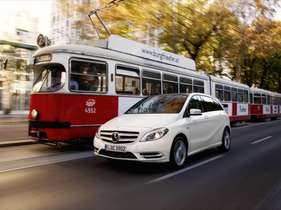 Mercedes Classe B 2012, snella ed elegante