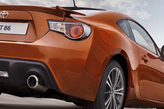Video: Toyota GT 86