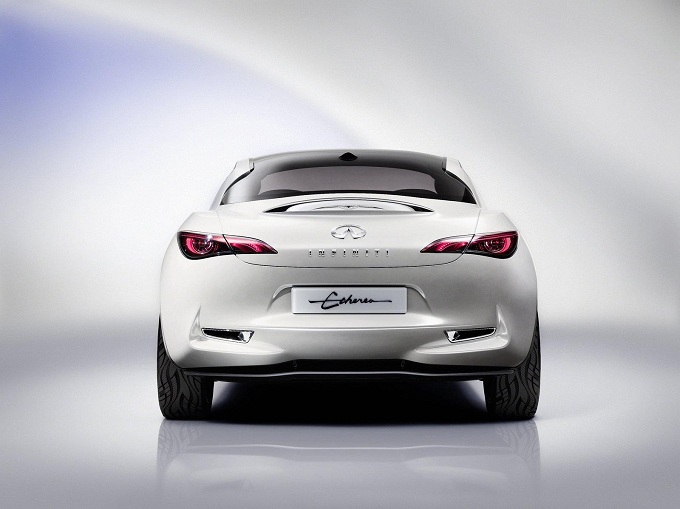 Infiniti, la nuova media di segmento C Premium sarà prodotta da Magna