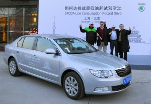 Skoda Superb, da Shanghai a Pechino con meno di un pieno