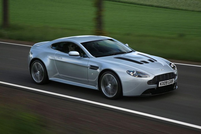 Aston Martin, nel 2012 la nuova V12 Vantage Roadster