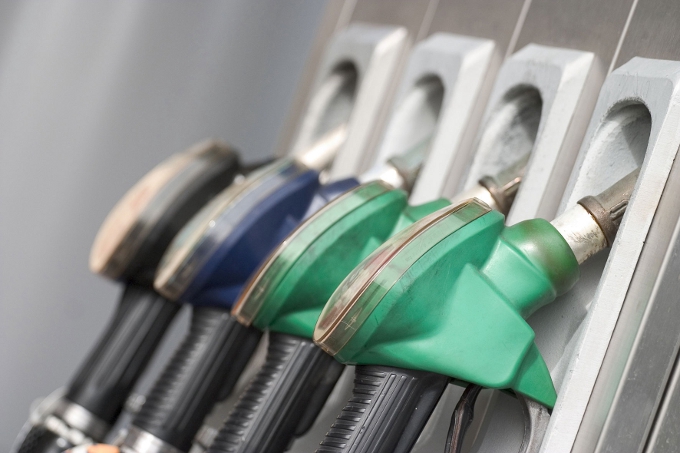 Federconsumatori e Adusbef: “I costi della benzina sono divenuti insostenibili”