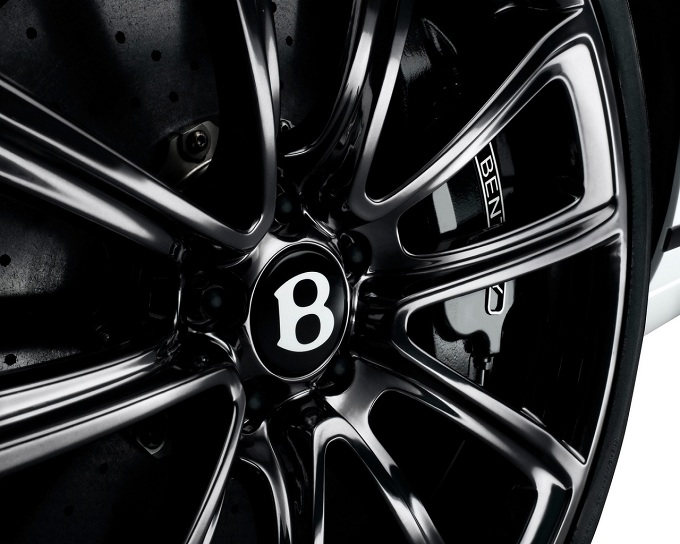 Bentley, il SUV arriva nel 2014: nuove informazioni sul crossover Premium