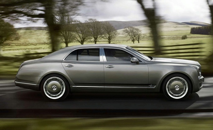 Bentley, il CEO fa la corte ai clienti (VIP) di Maybach