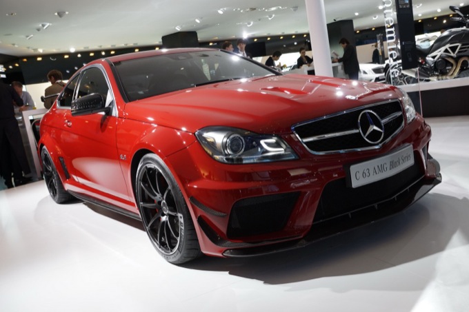 Mercedes C63 AMG Black Series, resi noti i prezzi e i modelli disponibili