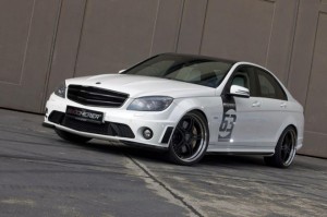 Mercedes C63 AMG White Edition by Kicherer, il lato oscuro della familiare tedesca