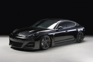 Porsche Panamera Black Bison by Wald International, presentazione al Tokyo Auto Salon