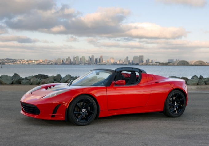 Tesla Roadster, ultimi ritocchi prima dell’addio definitivo