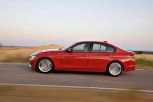 BMW Serie 3, i motori a tre cilindri tra il 2013 ed il 2014