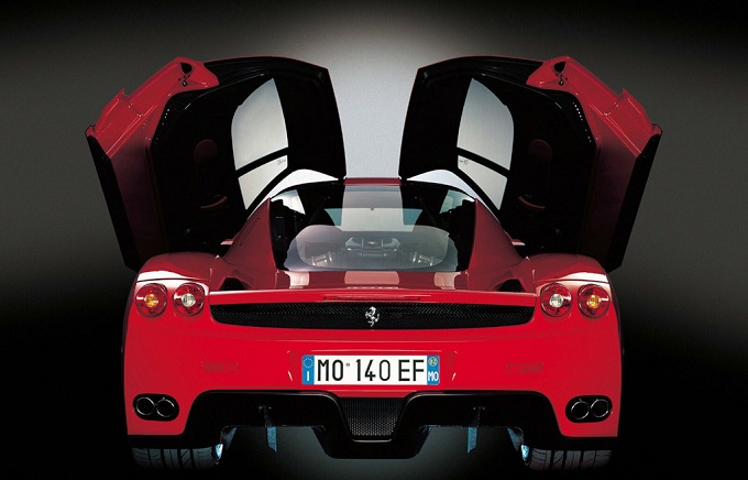 Ferrari Enzo 2013, avrà un rapporto peso-potenza pari a 1,3 kg/cv