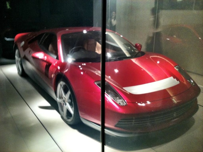 Ferrari SP12 EPC, fatta su misura per Eric Clapton