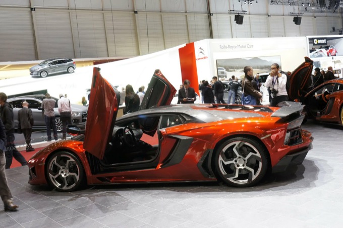 Ginevra 2012: Lamborghini Aventador LP700-4 by Mansory, la supercar degli eccessi