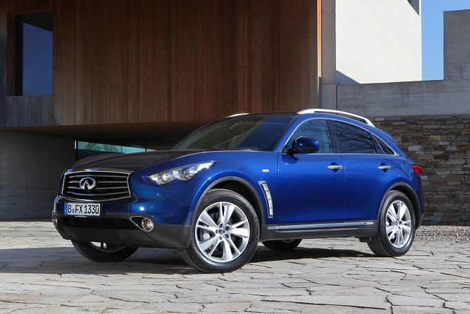 Infiniti FX restyling 2012, arriva anche in Europa il SUV giapponese