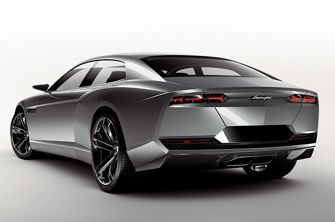 Lamborghini: e se venisse prodotta la coupé a quattro porte Estoque?