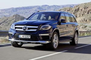 Mercedes GL 2012, prime immagini ufficiali