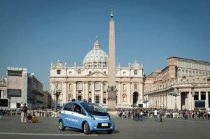 Citroën C-Zero Polizia, a Pasqua la sicurezza al Vaticano sarà a impatto zero