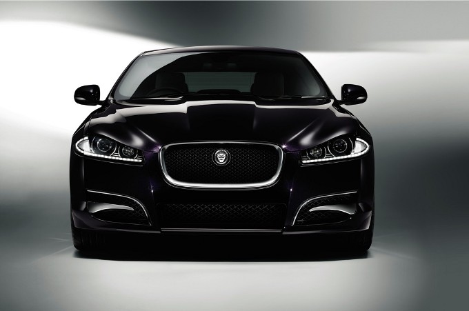 Jaguar XF Alive Edition, edizione limitata per il Giaguaro