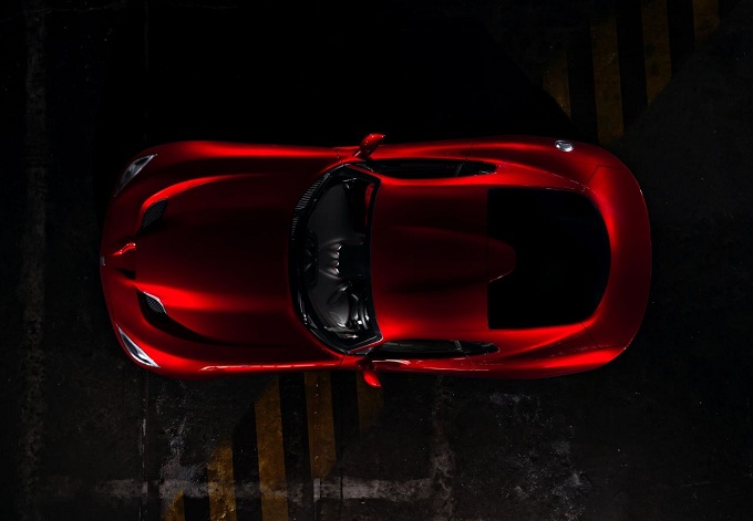 SRT Viper, Montezemolo rimane “senza parole” di fronte alla muscle car