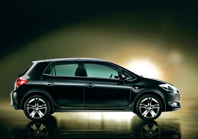 Toyota Auris-Corolla, arriverà anche la declinazione station wagon