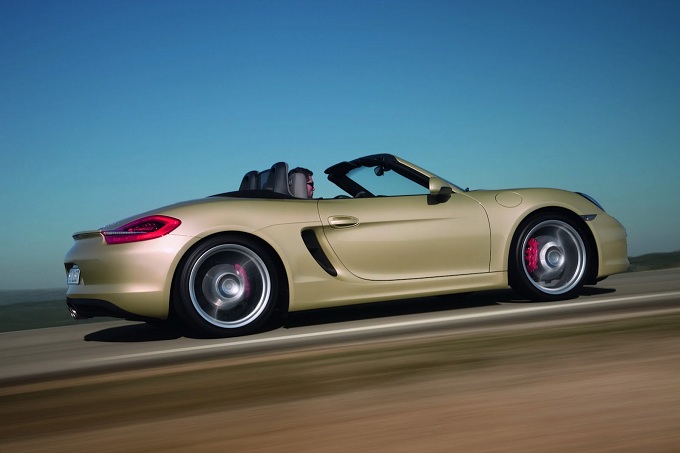 Porsche smentisce (ancora) la spyder compatta