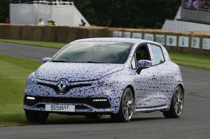 Renault Clio IV RS, la versione sportiva partecipa al Festival of Speed di Goodwood