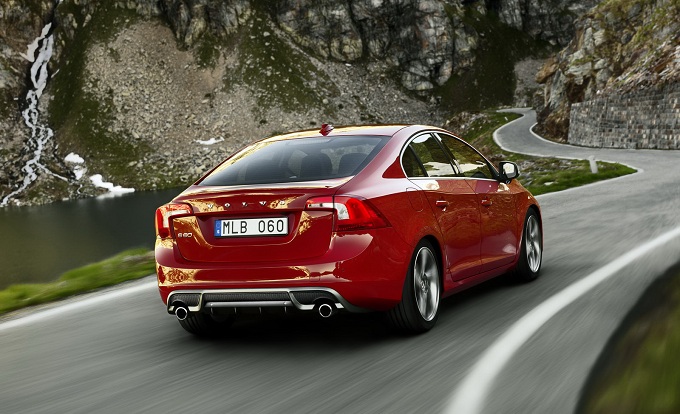 Volvo C90, in arrivo una coupé Premium?