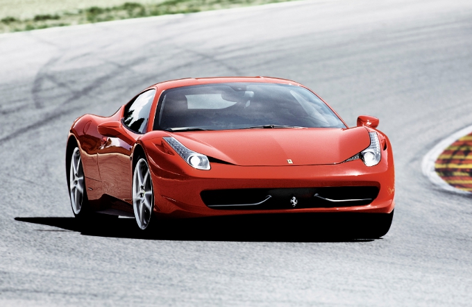 Ferrari 458 Italia è “Performance car of the year” secondo Auto Express