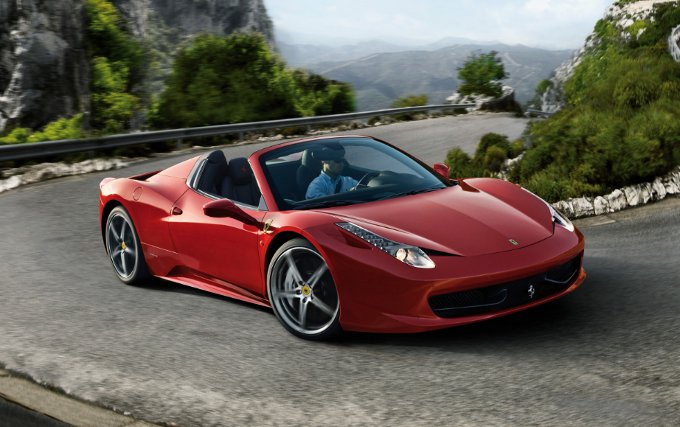 Per un magazine americano la Ferrari 458 Spider è “Best of the Best 2012”