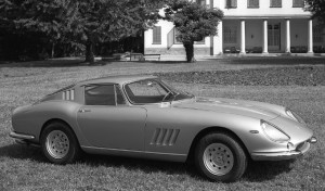 Un’icona a Maranello: la Ferrari 275 GTB4 di Steve McQueen