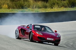 McLaren, non c’è più spazio per i motori V12