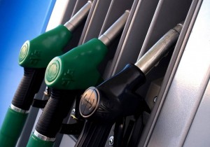 Carburanti, benzina e diesel tornano a salire