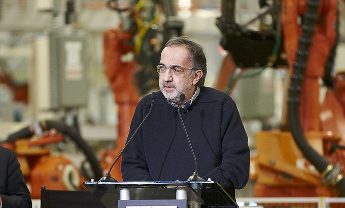 Salone di Parigi 2012: Marchionne rallenta sulle auto elettriche