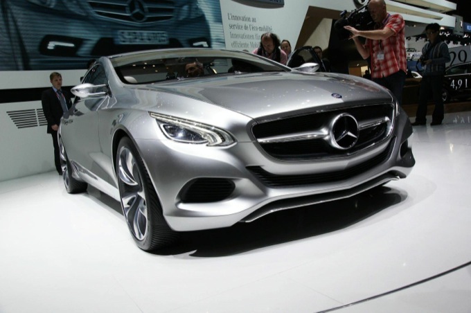 Mercedes CLA, possibile debutto al Salone di Detroit 2013