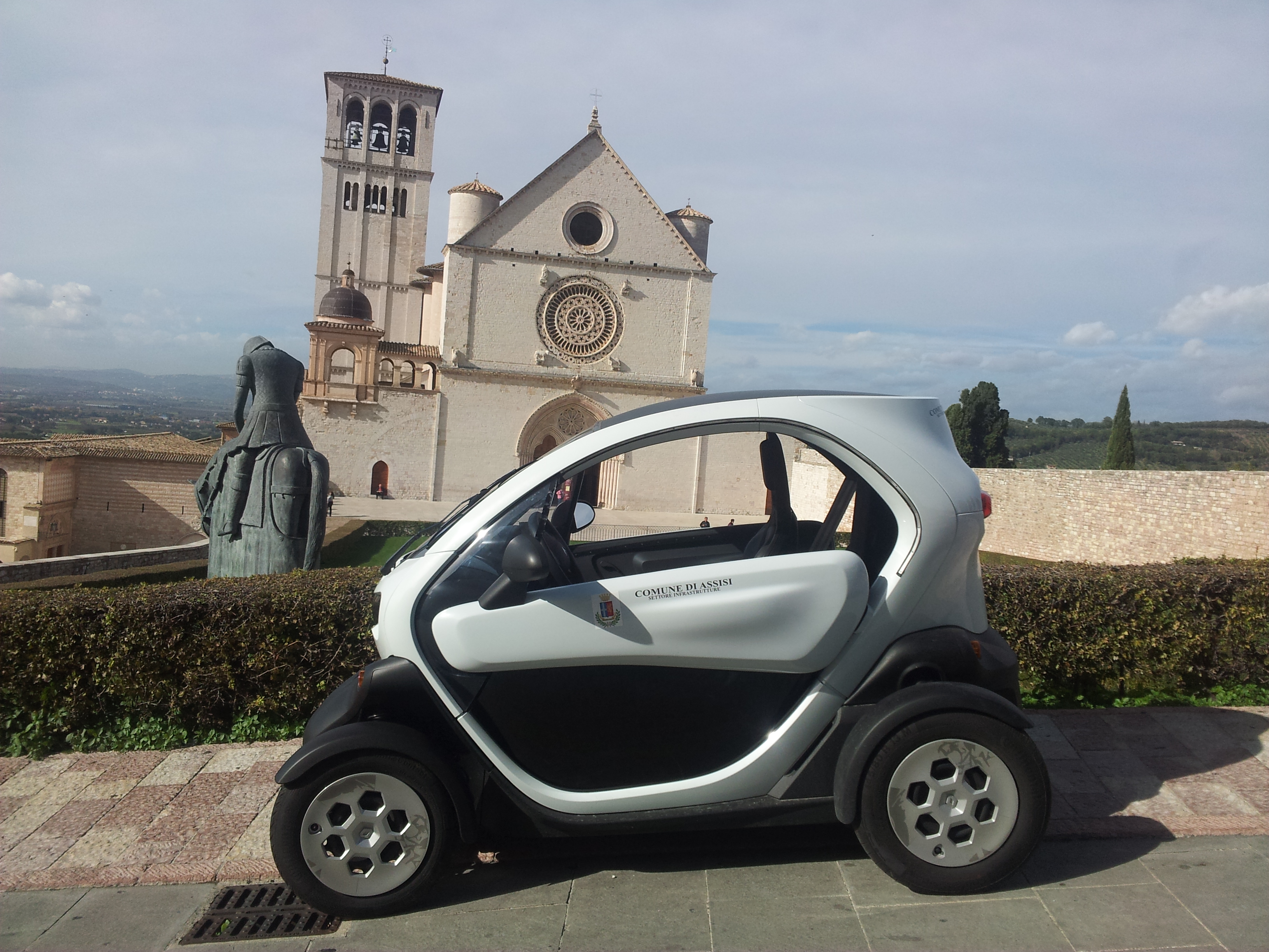 Progetto mobilità in Umbria: Perugia ed Assisi a favore dei veicoli 100% elettrici
