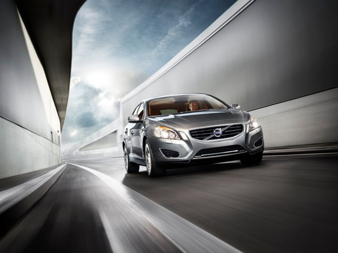 Volvo V60 Plug-in Hybrid, consumi ridottissimi