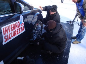 Pneumatici invernali o catene: interviene l’Assogomma