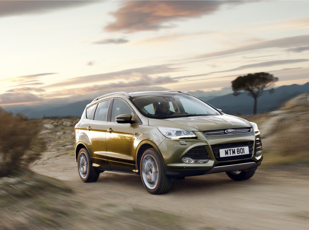 Ford Kuga: manca poco al debutto della versione 2013