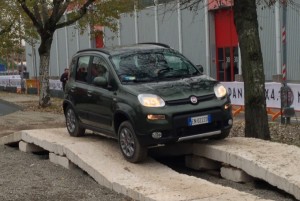 Fiat Panda 4×4, esperienza off-road al Motor Show 2012