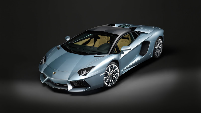 Lamborghini Aventador LP700-4, nuovi richiami