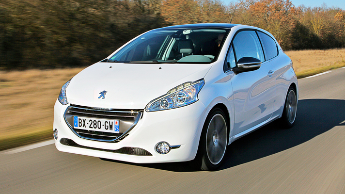 Peugeot 208, nominata auto dell’anno in Spgana