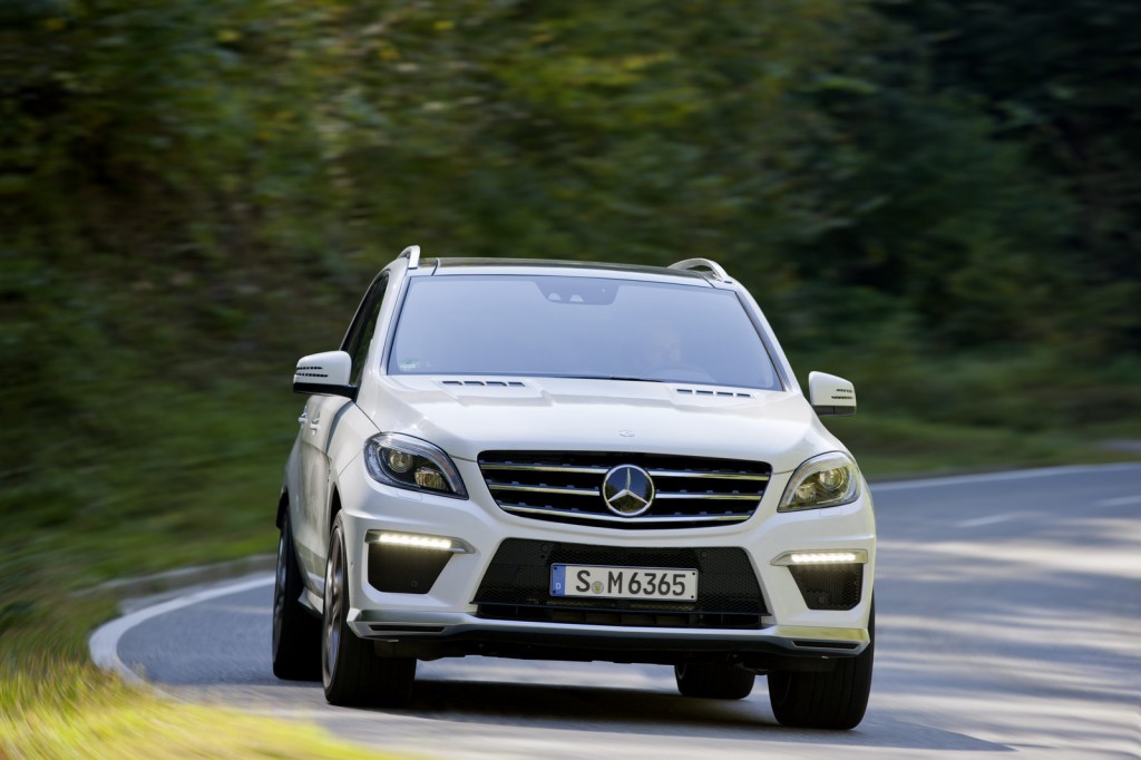 Mercedes ML63 AMG 2013: un nuovo spot per il crossover più performante