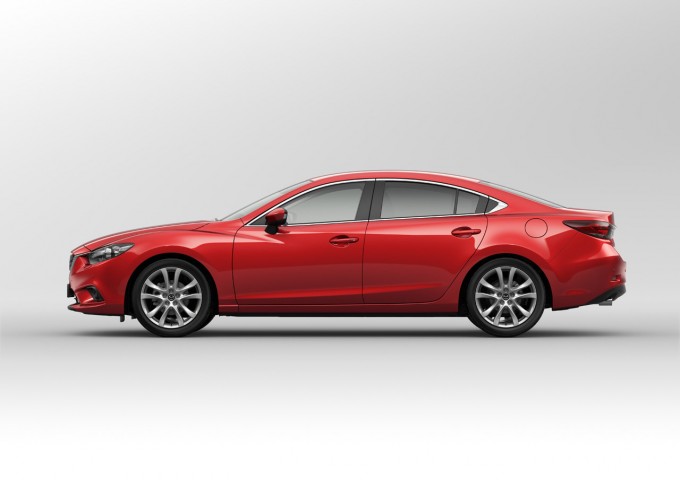 Mazda6 2014, look sportivo e guida entusiasmante
