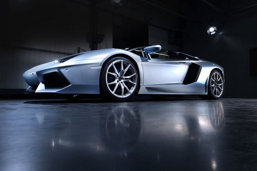 Lamborghini Aventador Roadster: il Test Drive di Steve Sutcliffe