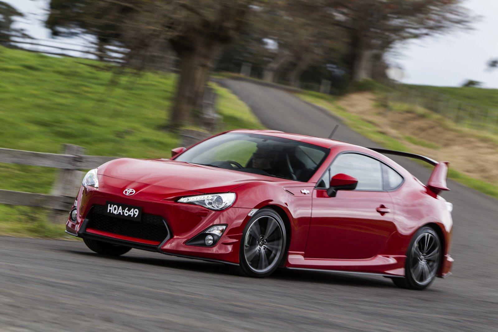 Toyota GT86, berlina e shooting brake in arrivo?